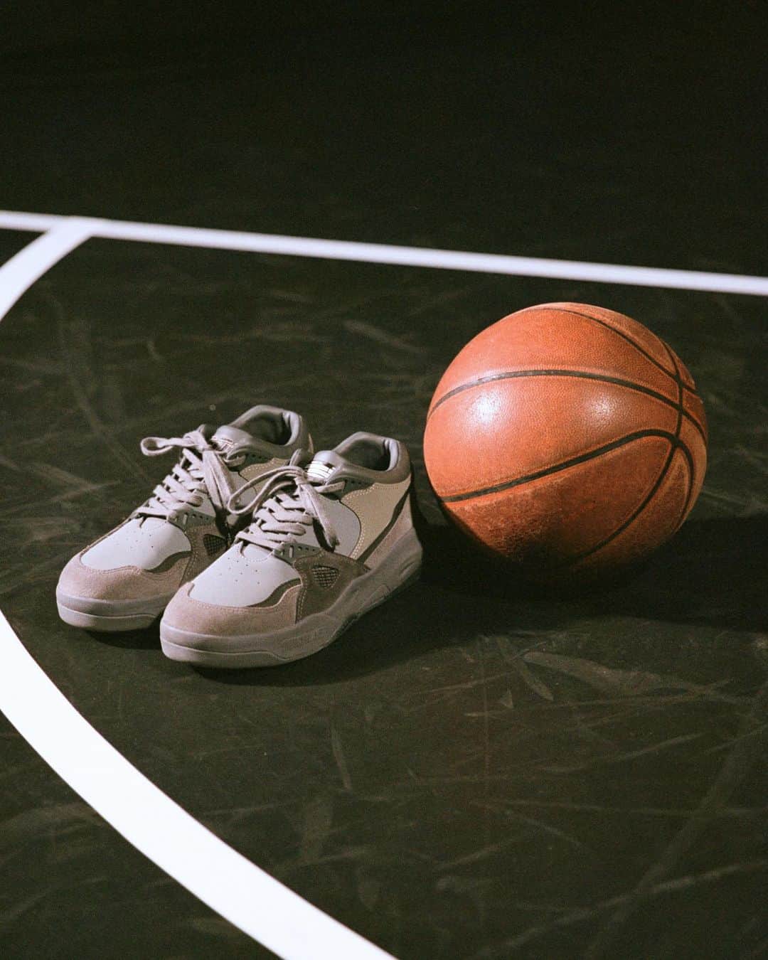 のインスタグラム：「.  N.hoolywood TPES x Converse "MXWAVE"  < In Store & Online > 6/17(Sat) 12:00 Start.  @n_hoolywood  @converse  #nhoolywood  #misterhollywood  #converse」