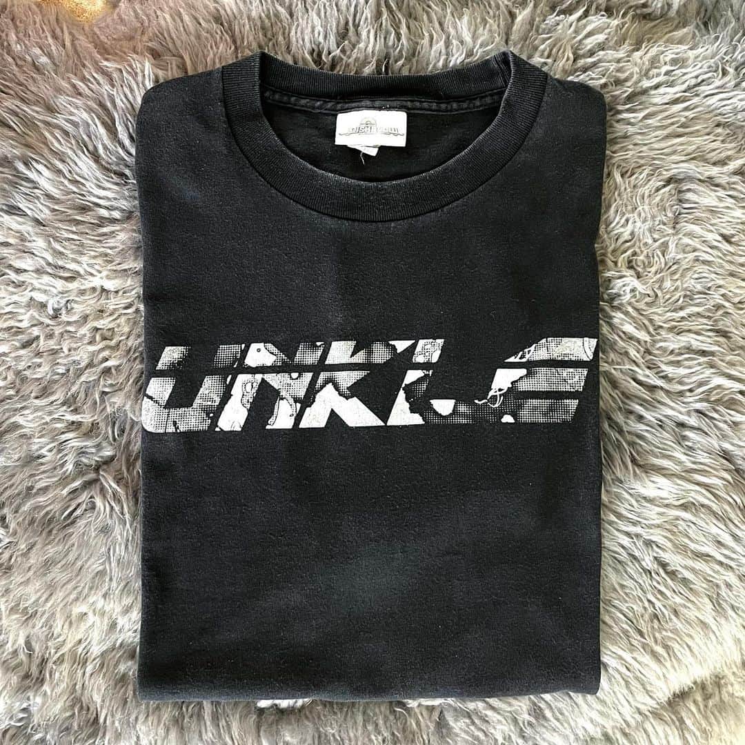 ジャムルのインスタグラム：「🆕 New Arrivals  . #unkle  #djshadow  #futura2000  . . #jammru #fashion  #streetstyle #streetfashion  #vtg #vintage  #used  #usedclothing #70s #80s #90s #90sfashion #tshirt #tee #vintagetshirt #vintagetee #tshirt #tee」