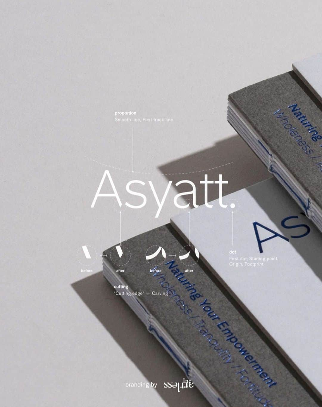 川上俊さんのインスタグラム写真 - (川上俊Instagram)「asyatt.  / brand design by artless Inc.　 -  asyatt. is a travel experience partner that designs unique and personalized experiences for each guest. from the moment you make your reservation to the moment you leave for your next destination. the entire experience is one unforgettable story.  we were in charge of the comprehensive brand design of asyatt. as well as the visual identity, including the logo design, brand direction, brand book, website, and sns design. 　  asyatt. (アシャット)とは、ゲスト一人ひとりにあわせてユニークな体験をデザインするトラベル・エクスペリエンス・パートナーです。第一拠点として北海道・ニセコ町を中心に、自然に触れ、エナジーをもらい、大地に抱きしめられる特別な体験の提案と、ゲストが自然に心を委ねることによって自信を取り戻すことを目的としています。ご予約から次の目的地に旅立たれるまで。その全てを忘れられない 1 つのストーリーとしてご案内しています。artlessでは、ブランドのアイデンティティ構築となるBI、そしてロゴデザインを始めとしたVIの構築。グラフィックアイテムやブランドブック、ウェブサイトやsnsまで、包括的にブランドディレクションとデザインを担当しました。  #luxurytravel」6月16日 14時27分 - shunkawakami