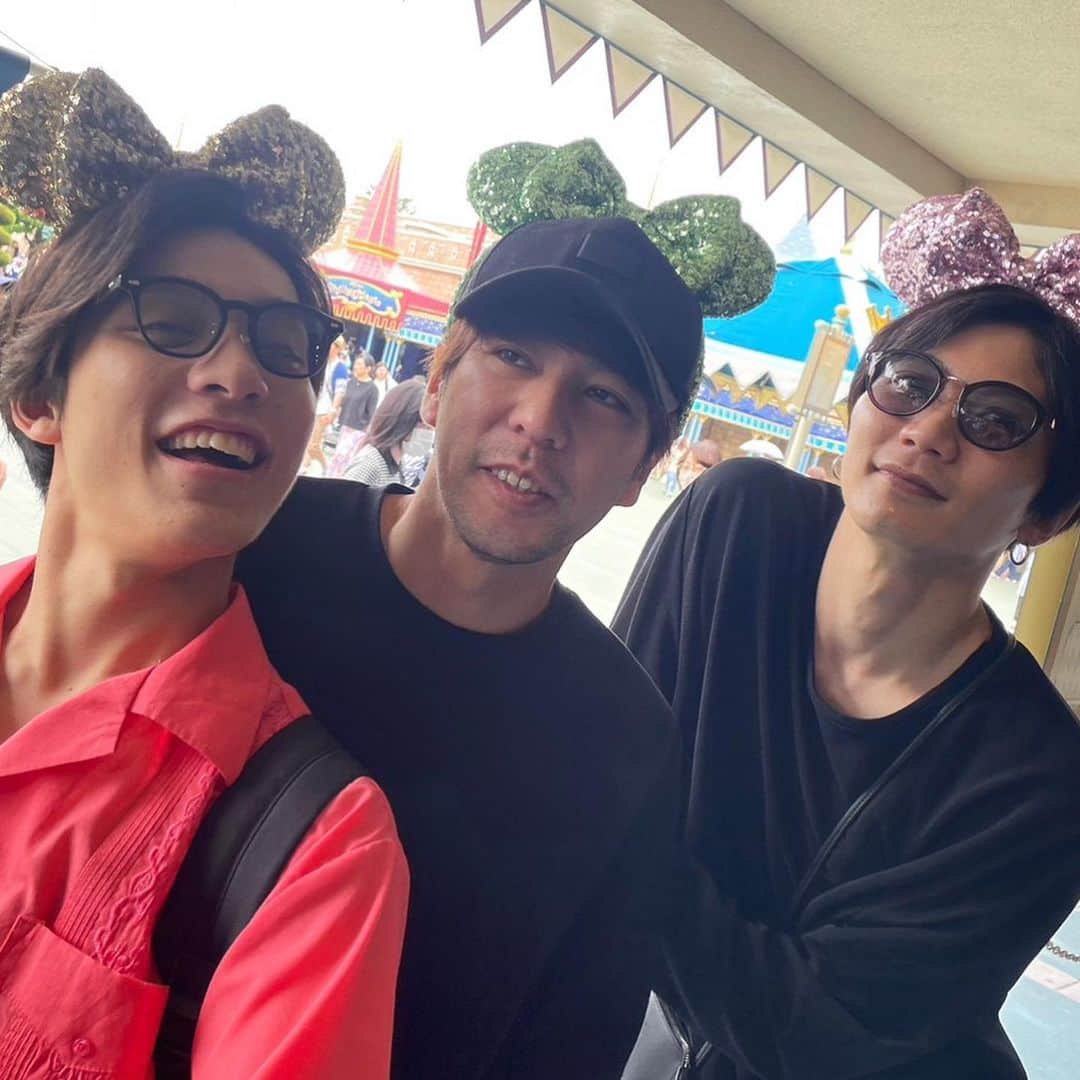 吉田知央さんのインスタグラム写真 - (吉田知央Instagram)「最高の4人でディズニーランドぶち楽しんできました！」6月16日 15時37分 - chihiro__yoshida