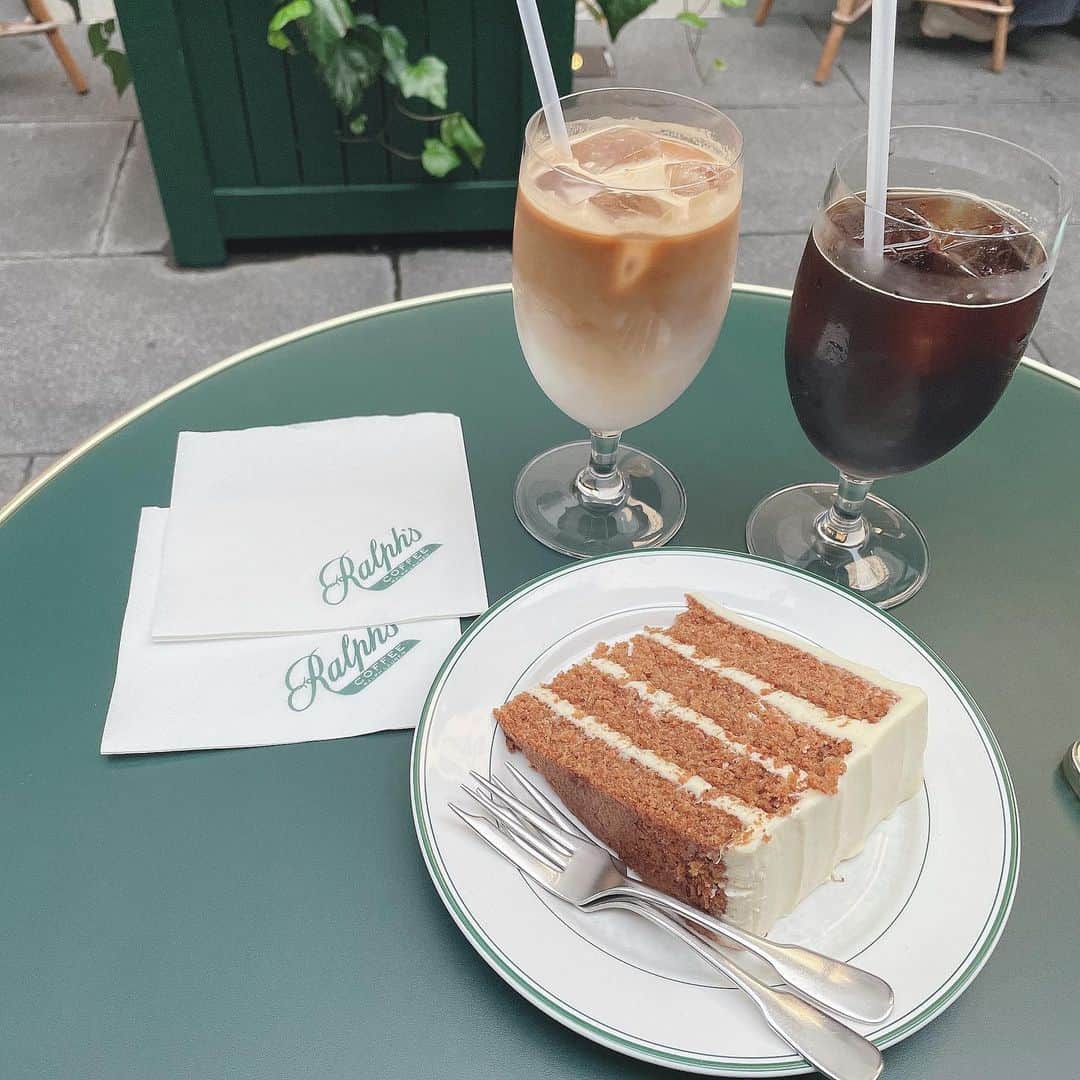 マリスのインスタグラム：「いくらさんとカフェ行った時♡ キャロットケーキおいしかった🍰🥕」