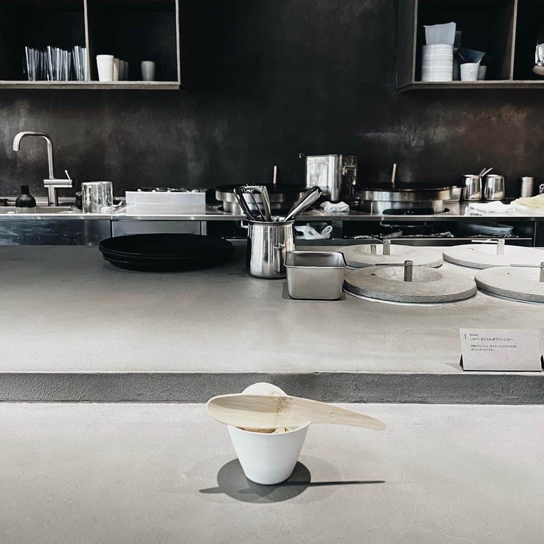 ukapiのインスタグラム：「⠀ ⠀ ⠀ アイス界で𝙽𝚘𝟷かも🍨 ⠀ ⠀ #asakoiwayanagi  #大名ガーデンシティ」