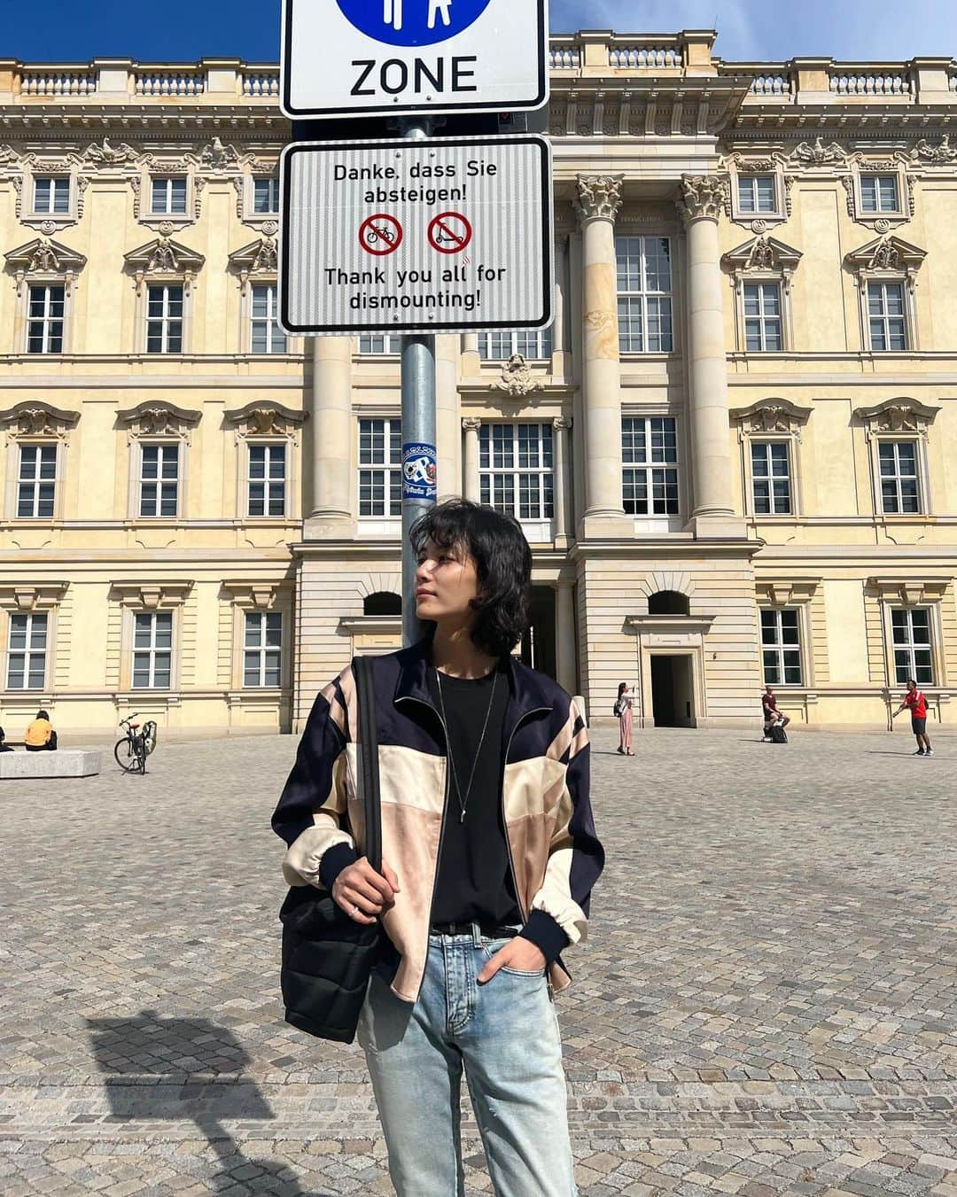 ジョンハンさんのインスタグラム写真 - (ジョンハンInstagram)「Berlin📸」6月16日 16時21分 - jeonghaniyoo_n