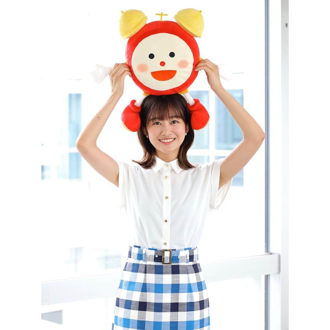 原田葵のインスタグラム：「今週も1週間、お疲れさまです！ ハラダです。  6月19日から『めざましテレビ』の ココ調とフィールドキャスターを担当いたします！  不安と緊張で今からいっぱいいっぱいですが、しっかりとお伝えできるよう頑張ります！ 月曜日の朝、よろしくお願いいたします🐥  #めざましテレビ」