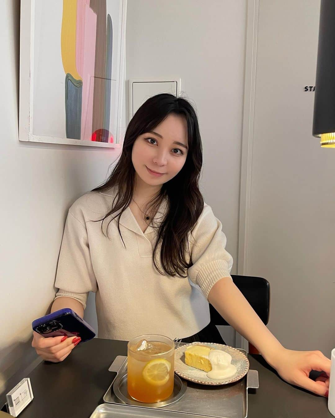 森美生さんのインスタグラム写真 - (森美生Instagram)「シモキタデート🥚 レモネードとレモン風味ベイクドチーズケーキ食べた🍋💛」6月16日 18時57分 - miosuke48