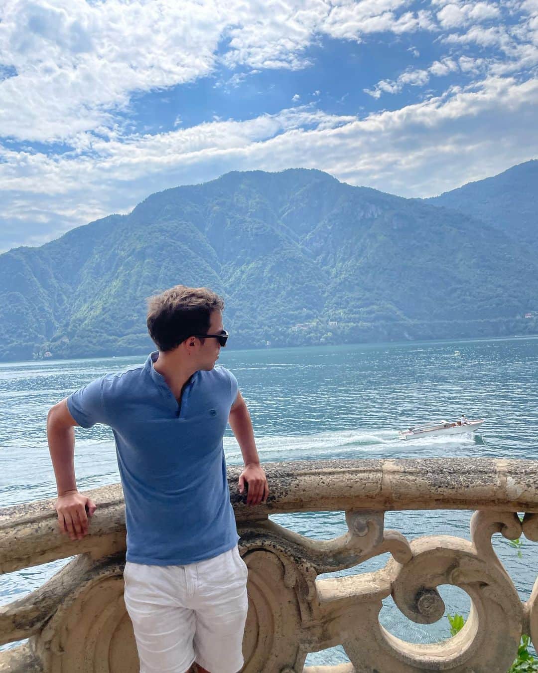 ルイ・トーロンのインスタグラム：「VILLA BALBIANELLO」