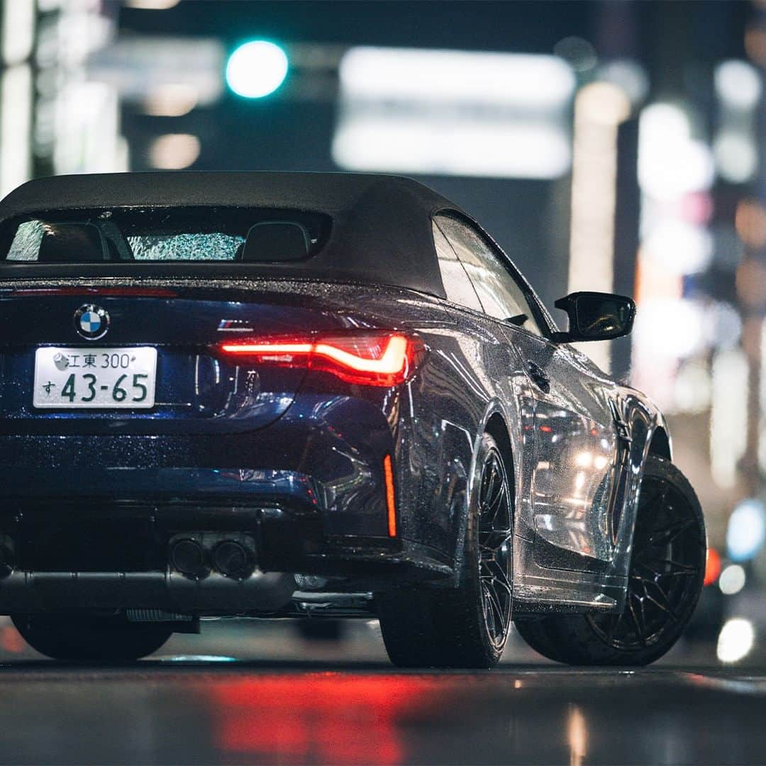 BMW Japanさんのインスタグラム写真 - (BMW JapanInstagram)「BMW Midnight Cruising. 静かな雨の夜。THE M4と、光のなかを駆けぬける。  #BMWRAIN #BMW #駆けぬける歓び #BMWJapan #THEM4 #BMWM #bimmer  *特別な許可を得て撮影しています。」6月16日 19時14分 - bmwjapan