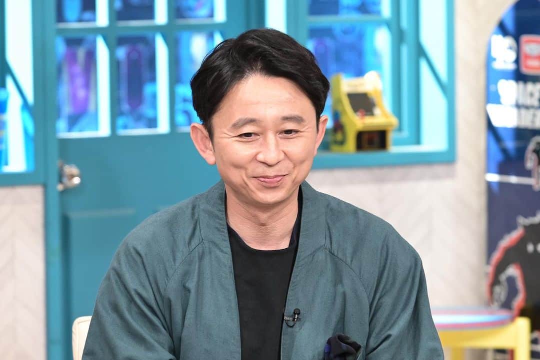 のインスタグラム：「明日の  #ジロジロ有吉 は🐼🐻🐼   いろんなマニアの終活を調査🔎 オトナのDVD📀 昭和の古書📖 アーケードゲーム🕹  集めたお宝コレクション💎 一体どうする🤔⁉️」