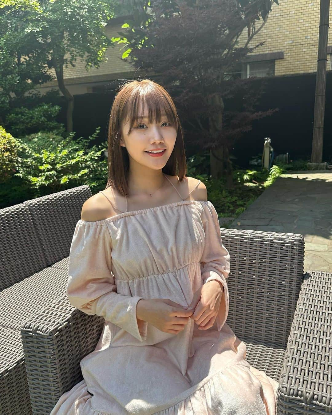 保﨑麗さんのインスタグラム写真 - (保﨑麗Instagram)「LEEWAYの展示会にお邪魔してきました🍃  可愛いお洋服着用させていただきました！  今治タオルで作られてるから 着心地がすごく良かった~！🤍  ラフすぎないお家スタイルに良さそう✨  9月にオープンするみたいだから楽しみ🤍  #LEEWAY #PR」6月16日 20時01分 - hozaki_rei