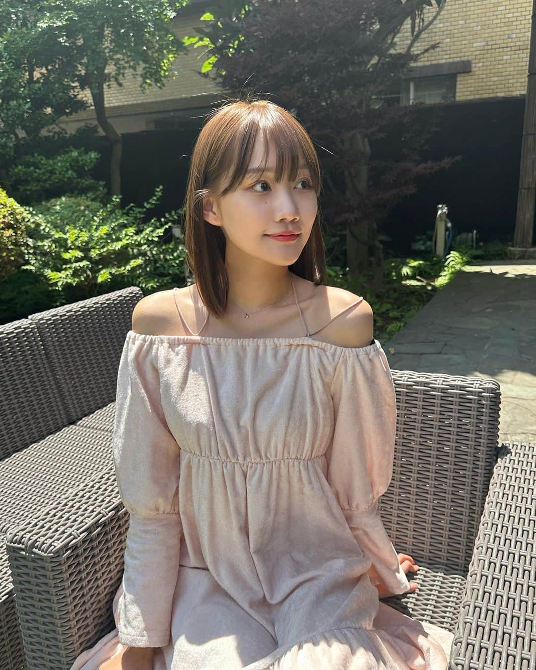 保﨑麗さんのインスタグラム写真 - (保﨑麗Instagram)「LEEWAYの展示会にお邪魔してきました🍃  可愛いお洋服着用させていただきました！  今治タオルで作られてるから 着心地がすごく良かった~！🤍  ラフすぎないお家スタイルに良さそう✨  9月にオープンするみたいだから楽しみ🤍  #LEEWAY #PR」6月16日 20時01分 - hozaki_rei