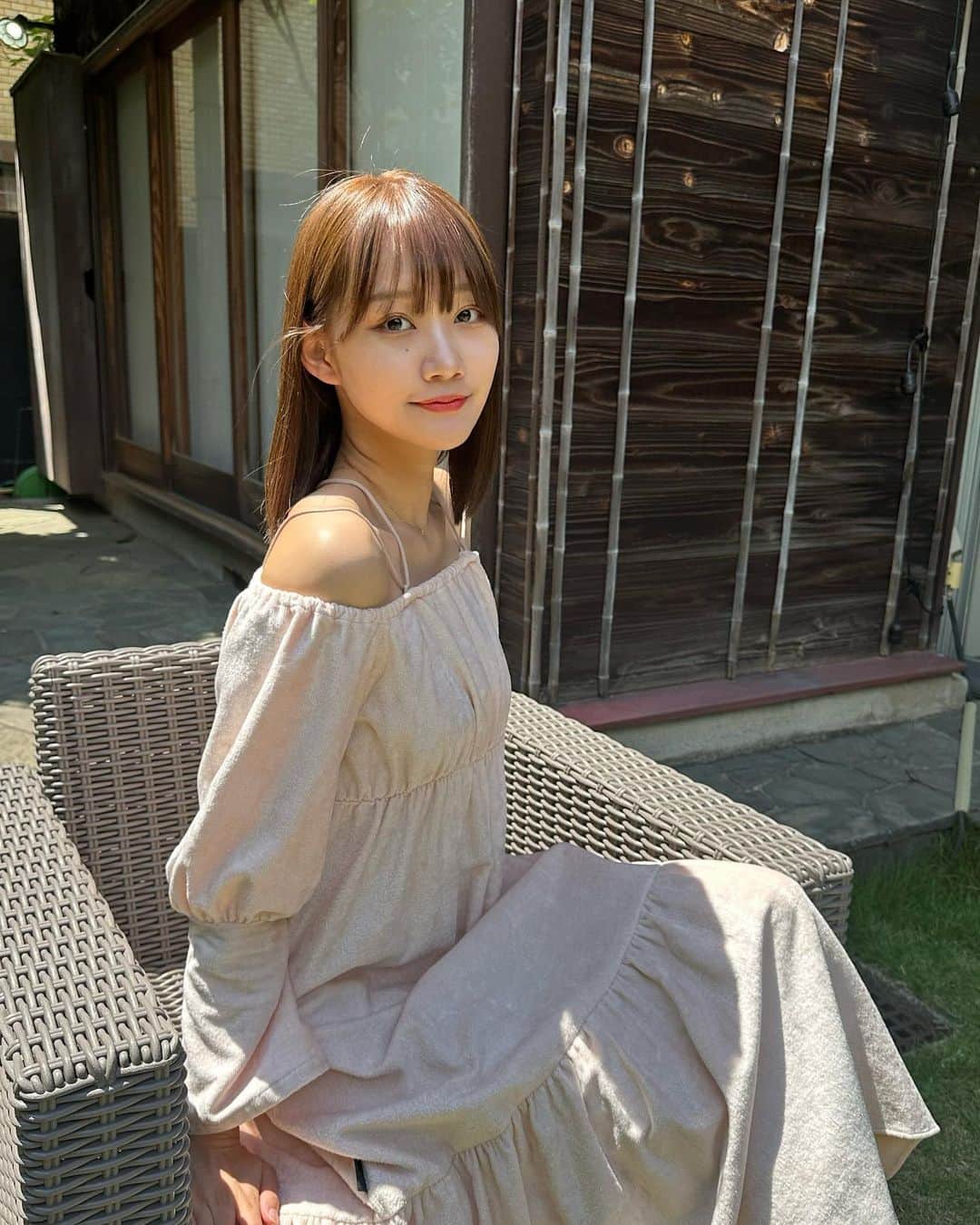 保﨑麗のインスタグラム：「LEEWAYの展示会にお邪魔してきました🍃  可愛いお洋服着用させていただきました！  今治タオルで作られてるから 着心地がすごく良かった~！🤍  ラフすぎないお家スタイルに良さそう✨  9月にオープンするみたいだから楽しみ🤍  #LEEWAY #PR」