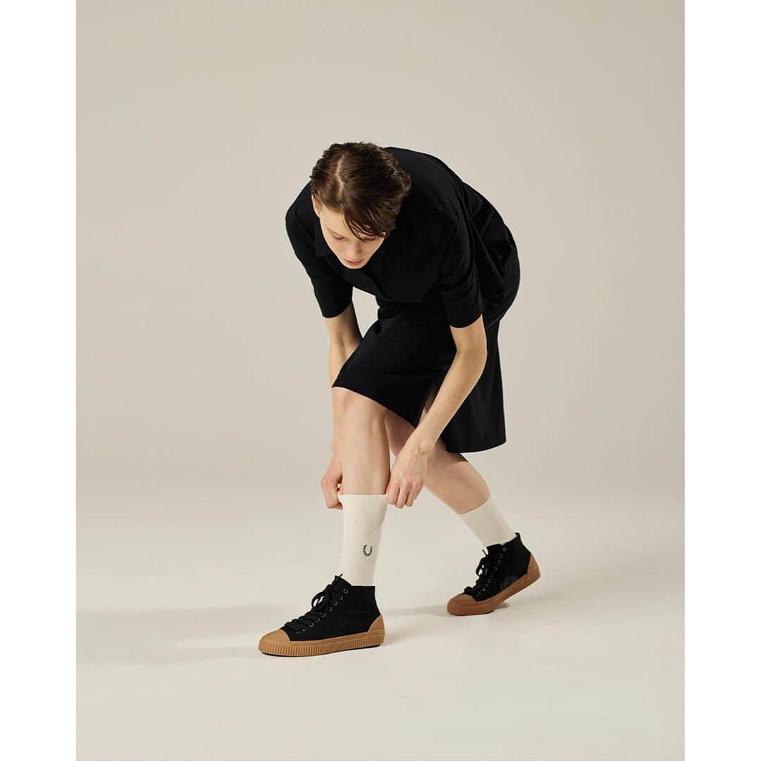 Margaret Howellのインスタグラム：「Fred Perry for Margaret Howell  A capsule collection of modern sportswear referenced from the Fred Perry archive.  #MargaretHowell #MargaretHowellSS23 @fredperry」