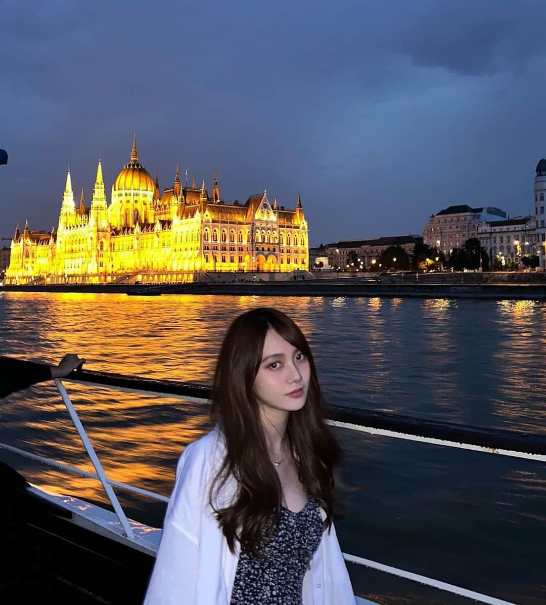 羅晴のインスタグラム：「🇭🇺也算見過奧匈帝國曾經的風華繁盛  #budapest #hungary #匈牙利 #布達佩斯」