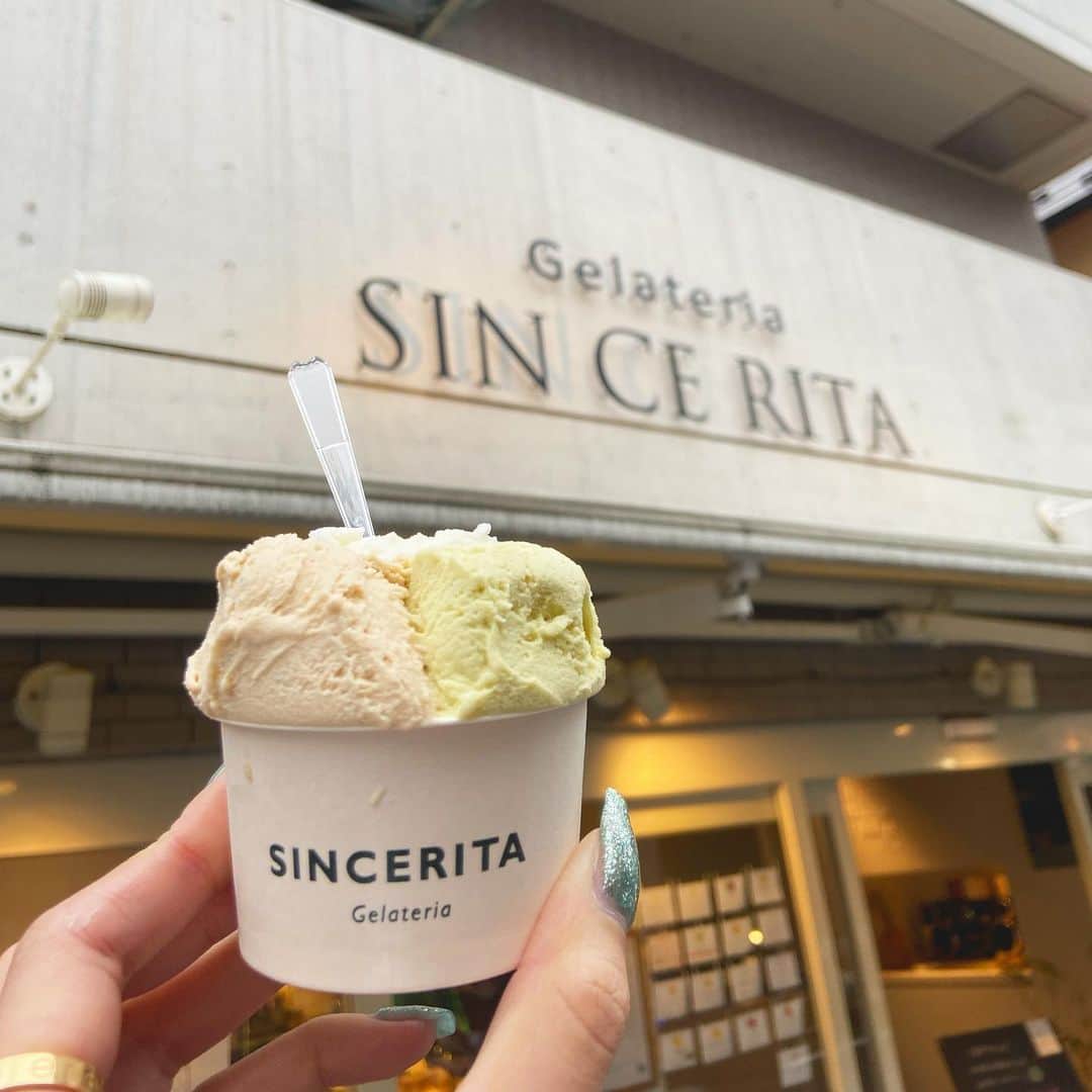 橘りあのグルメインスタ