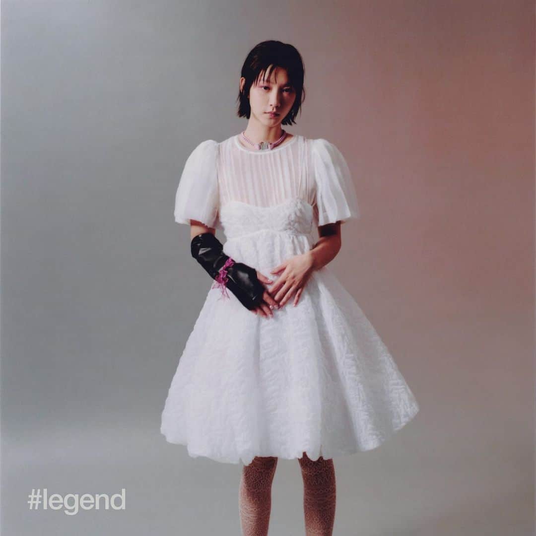 I.T IS INSPIRATIONさんのインスタグラム写真 - (I.T IS INSPIRATIONInstagram)「Hearts on Fire  Setting hearts ablaze and giving us fashion inspiration at the same time, Angela Yuen is on everyone’s radar for her bold and charismatic performances. Often spotted on red carpets, the British-born Hong Kong actress and model was recently nominated for the Golden Horse Awards and Hong Kong Film Award for her role as “Candy” in “The Narrow Road”.  Learn more via the link in bio.⁠  Creative concept and production: #legend @hashtag_legend⁠ Photographer: Tmt @tmt.t ⁠ Photographer assistant: Tom Tong @t0m_t0ng⁠ Videographer: Wuhosun @wuhosun ⁠ Stylist: Perpetua Ip @runwildrun ⁠ Styling assistant: Silver Ng @ngsze.ching⁠ Hair: Cooney Lai @hairby_cooney ⁠ Makeup: Jenny Shih @jennyshih_ ⁠ Jewellery: @heartsonfire⁠ Wardrobe: @_aje_, @ceciliebahnsen, @simonerocha_ & @shushu_tong  #ITHK #ITeSHOP」6月16日 21時10分 - ithk