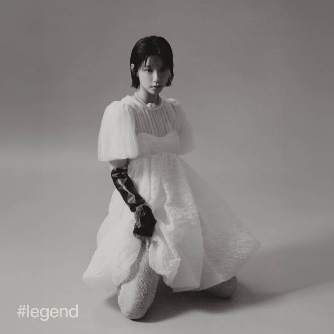 I.T IS INSPIRATIONさんのインスタグラム写真 - (I.T IS INSPIRATIONInstagram)「Hearts on Fire  Setting hearts ablaze and giving us fashion inspiration at the same time, Angela Yuen is on everyone’s radar for her bold and charismatic performances. Often spotted on red carpets, the British-born Hong Kong actress and model was recently nominated for the Golden Horse Awards and Hong Kong Film Award for her role as “Candy” in “The Narrow Road”.  Learn more via the link in bio.⁠  Creative concept and production: #legend @hashtag_legend⁠ Photographer: Tmt @tmt.t ⁠ Photographer assistant: Tom Tong @t0m_t0ng⁠ Videographer: Wuhosun @wuhosun ⁠ Stylist: Perpetua Ip @runwildrun ⁠ Styling assistant: Silver Ng @ngsze.ching⁠ Hair: Cooney Lai @hairby_cooney ⁠ Makeup: Jenny Shih @jennyshih_ ⁠ Jewellery: @heartsonfire⁠ Wardrobe: @_aje_, @ceciliebahnsen, @simonerocha_ & @shushu_tong  #ITHK #ITeSHOP」6月16日 21時10分 - ithk