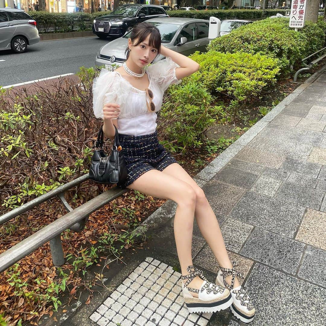 藤川らるむのインスタグラム：「雨でもお洒落してたいし可愛くしてたい🫶」