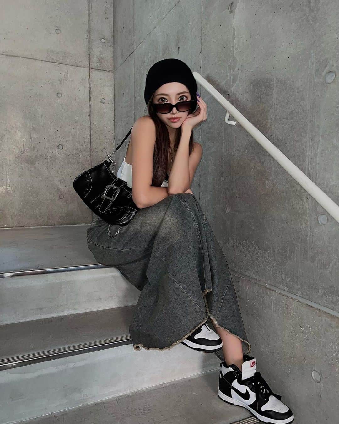 RINAさんのインスタグラム写真 - (RINAInstagram)「_ 最近カジュアル多め🪽 🕶️ @flex_japan 👖 ...