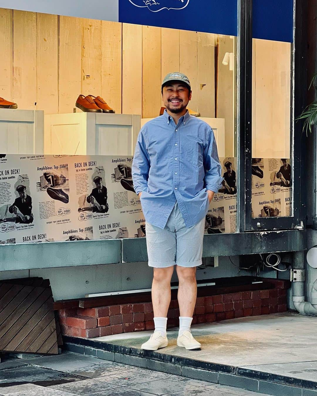 BEAMS+さんのインスタグラム写真 - (BEAMS+Instagram)「・ BEAMS PLUS RECOMMEND.  <SPERRY TOPSIDER × BEAMS PLUS >  "MIL CVO"  Coordination that incorporates seersucker shorts into the classic BEAMS PLUS button-down shirt. The ivory color is easy to incorporate into the ivy style, making it a pair that can be matched with a wide range of styles.  -------------------------------------  BEAMS PLUSの定番アイテムであるボタンダウンシャツにシアサッカーのショーツを取り入れたコーディネート。アイボリーのカラーはアイビースタイルに取り入れやすく、幅広いスタイリングに合わせられる一足です。 #beams #beamsplus #beamsplusharajuku  #harajuku #mensfashion #mensstyle #stylepoln #menswear #sperry #sperrytopsider #cvo」6月16日 21時39分 - beams_plus_harajuku