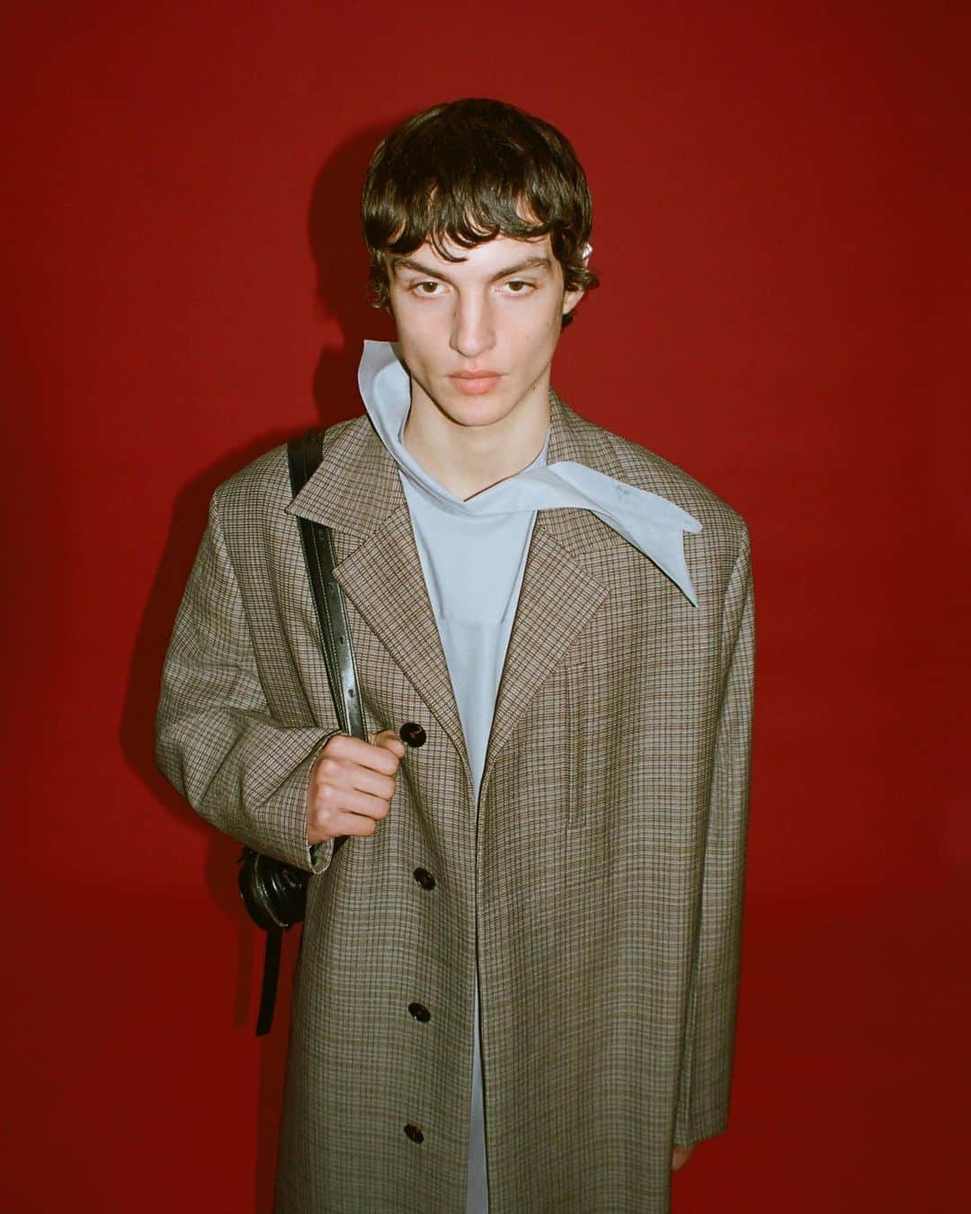 ジルサンダーのインスタグラム：「#JILSANDER Men’s Prefall 23 Collection @d.avit  Now available online and in selected stores #JilSanderbyLucieandLukeMeier」