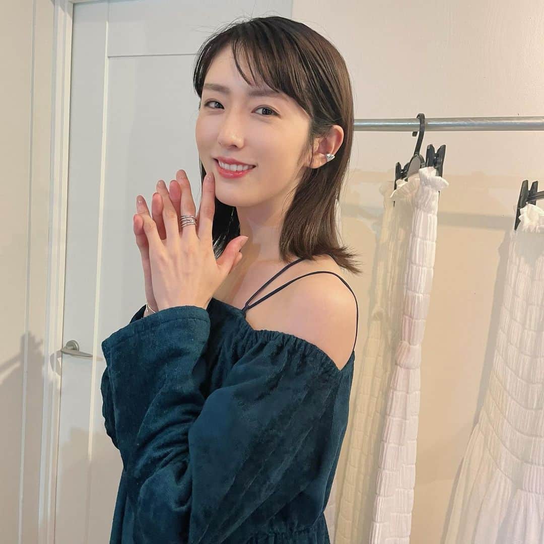 のインスタグラム：「👗  9月にオープンするLEEWAYの展示会に行ってきました！  全ての製品が今治タオルの生地でできていて、 素材にもデザインにもこだわりが詰まった お洋服たちがかわいかった…🥰 ワンマイルウェアとしても優秀なんて素敵💫  男女兼用でも楽しめるアイテムが たくさんあるので、 興味のある方はぜひ見てみてくださ〜い ☺︎  #LEEWAY #pr」