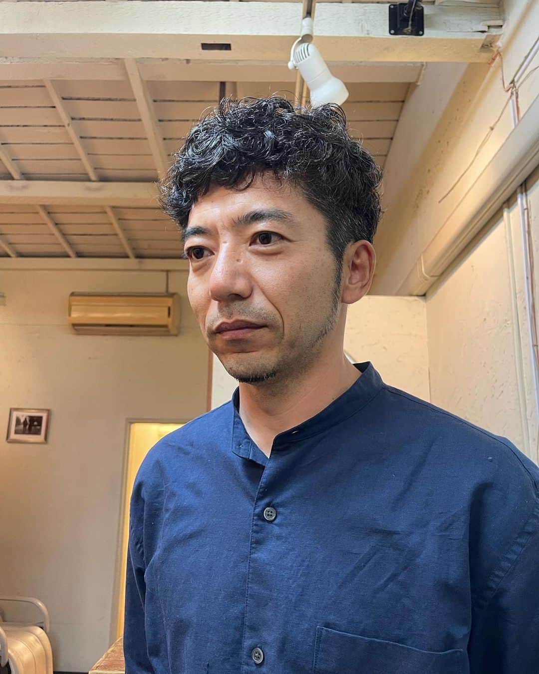 杉本知香さんのインスタグラム写真 - (杉本知香Instagram)「森さん、硬くてド直毛なので パーマが似合う✂️✨  #中目黒美容室#パーマ #どぶろっく森#どぶろっく」6月16日 22時55分 - sugimotoc