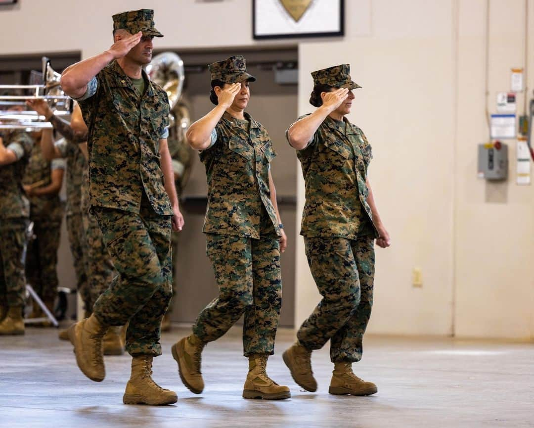 アメリカ海兵隊さんのインスタグラム写真 - (アメリカ海兵隊Instagram)「4th Recruit Training Battalion  📍@MCRDParrisIsland (June 15, 2023)  #Marines and guests gathered at the All Weather Training Facility for the deactivation ceremony of Fourth Recruit Training Battalion, Recruit Training Regiment.  The deactivation of the unit will standardize recruit training for men and women and will allow the #MarineCorps to reorganize its recruit training personnel structure to facilitate a closer organizational structure between the two recruit training depots.  📷 (U.S. Marine Corps photo by Lance Cpl. Michelle Brudnicki)  #USMC #SemperFi」6月16日 23時16分 - marines