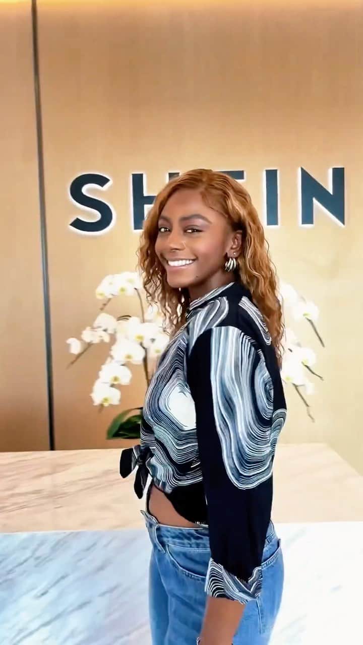 SHEINのインスタグラム：「(Cat)walk this way 😻 Watch @itsjustajlove make the workshop her runway as she steps—no, struts—through the SHEIN Innovation Center, where fashion dreams come to life. 💫  #SHEIN101 #SHEINOnTheRoad」