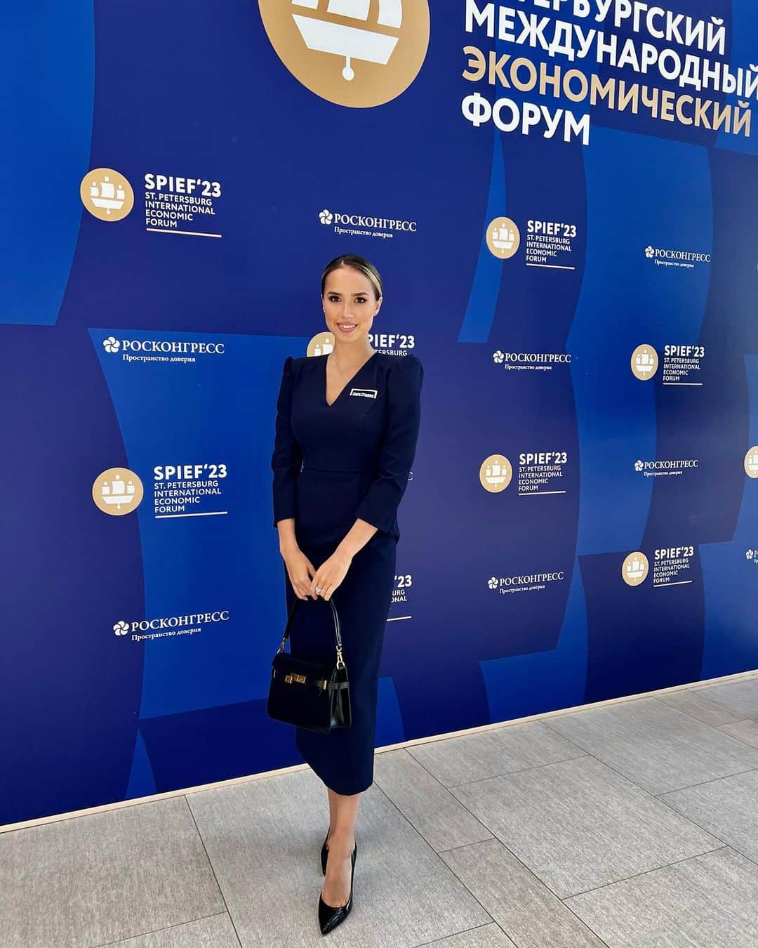 アリーナ・ザギトワさんのインスタグラム写真 - (アリーナ・ザギトワInstagram)「ПМЭФ в этом году для меня ...