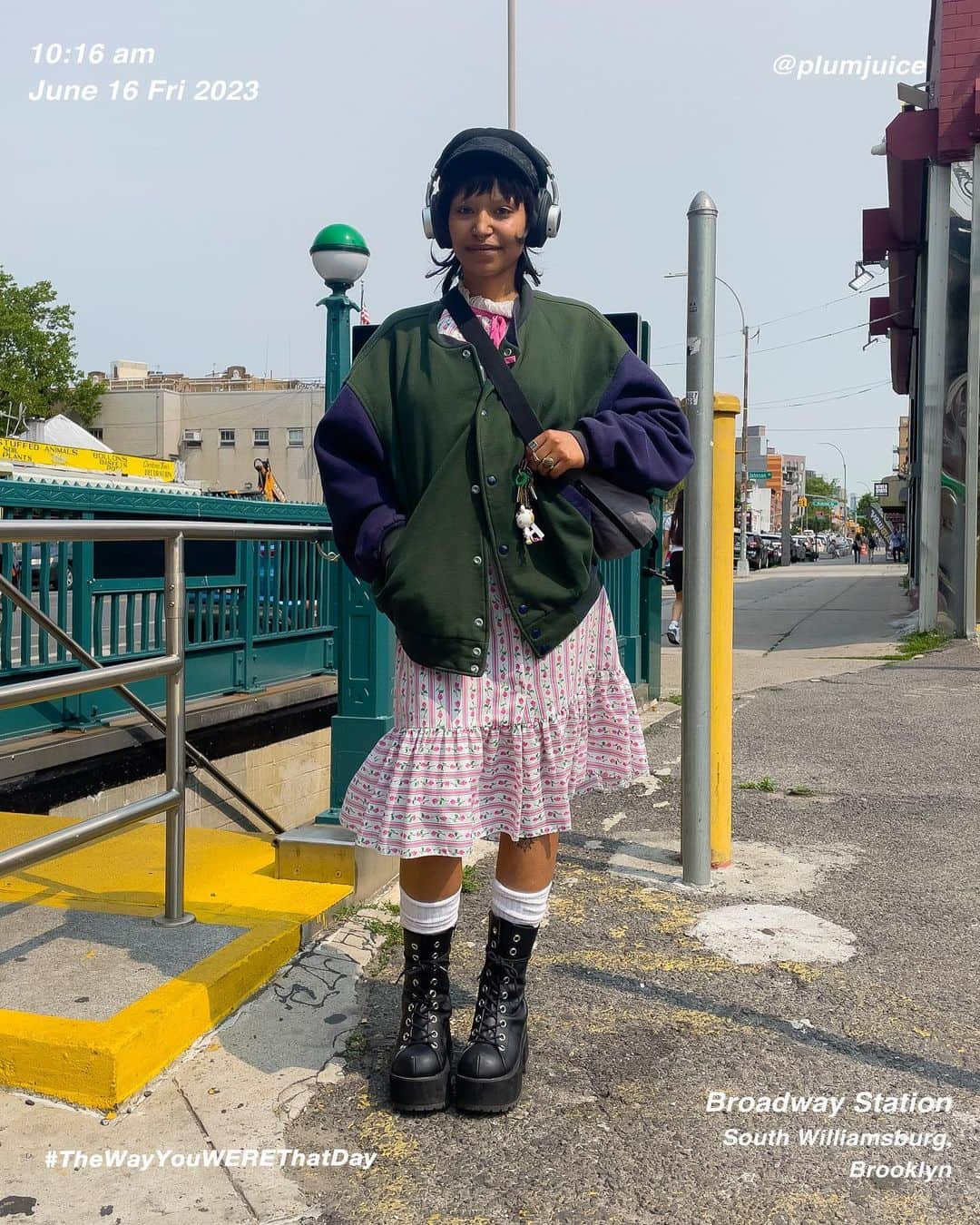 筒井心一のインスタグラム：「Plum @plumjuice at #BroadwayStation at 10:16 am, June 16 Friday 2023, #SouthWilliamsburg #Brooklyn #NewYork  #OutfitOfTheDay = #TheWayYouWEREThatDay  #TWYWTD #ShinichiTsutsui」