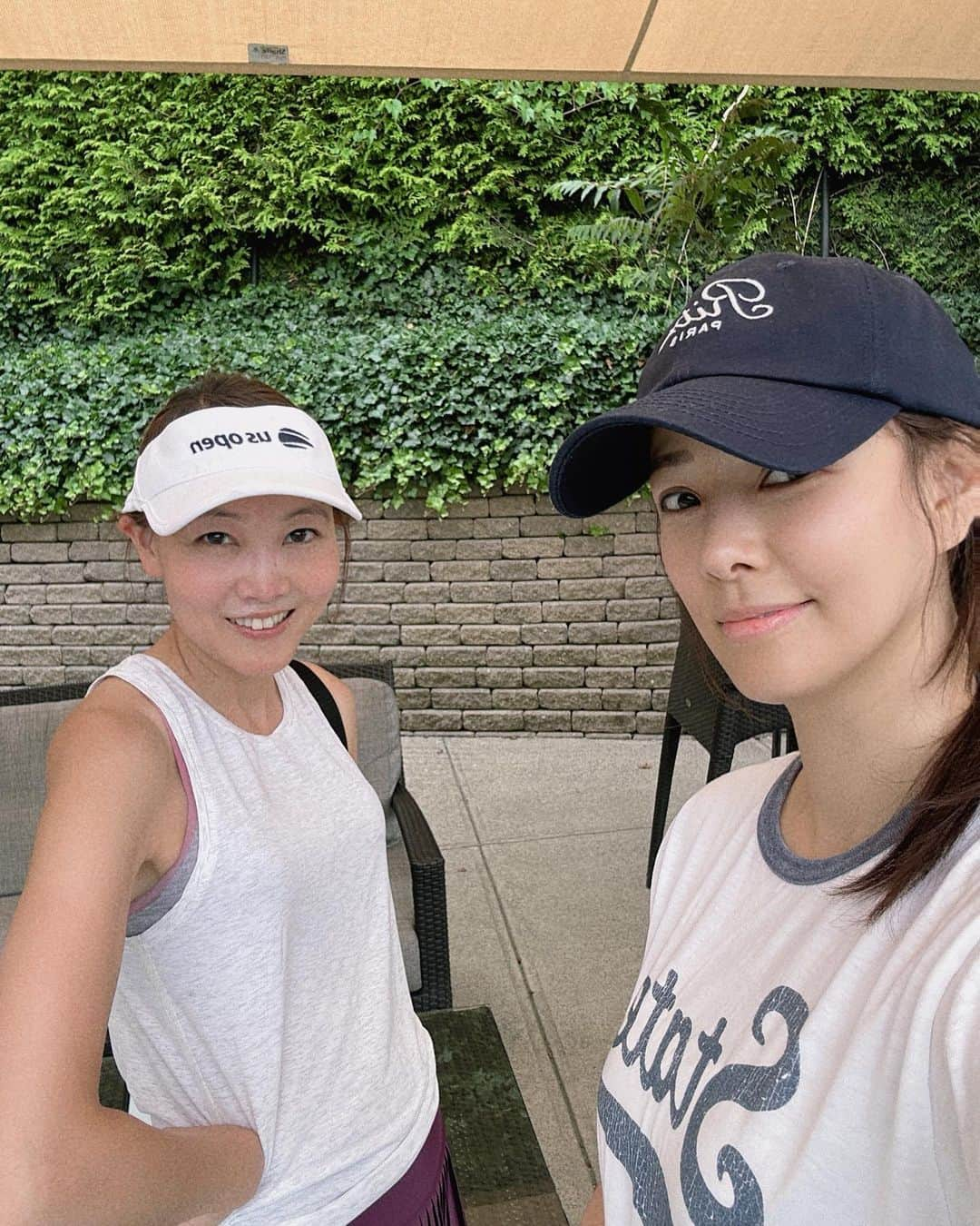 ソン・テヨンさんのインスタグラム写真 - (ソン・テヨンInstagram)「: 남편은 거기서 💪 나는 여기서 🎾 어디서든 체력을 키웁시다!!」6月16日 23時54分 - sontaeyoung_official