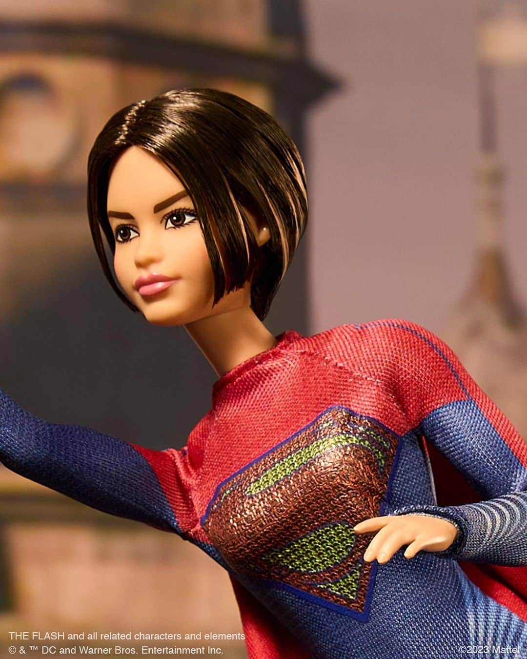 バービーさんのインスタグラム写真 - (バービーInstagram)「Iconic ⚡Get ready for heroics with the one and only Supergirl Barbie doll inspired by @SashaCalle in @DCtheFlash, now playing only in theaters. #Barbie #TheFlashMovie」6月17日 1時04分 - barbie