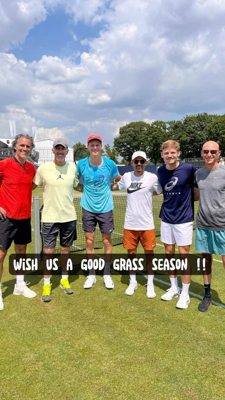 ダビド・ゴフィンのインスタグラム：「Last practice here 🌱  #tennis#tennisplayer#tenniscourt#grassseason#🎾#atptour」