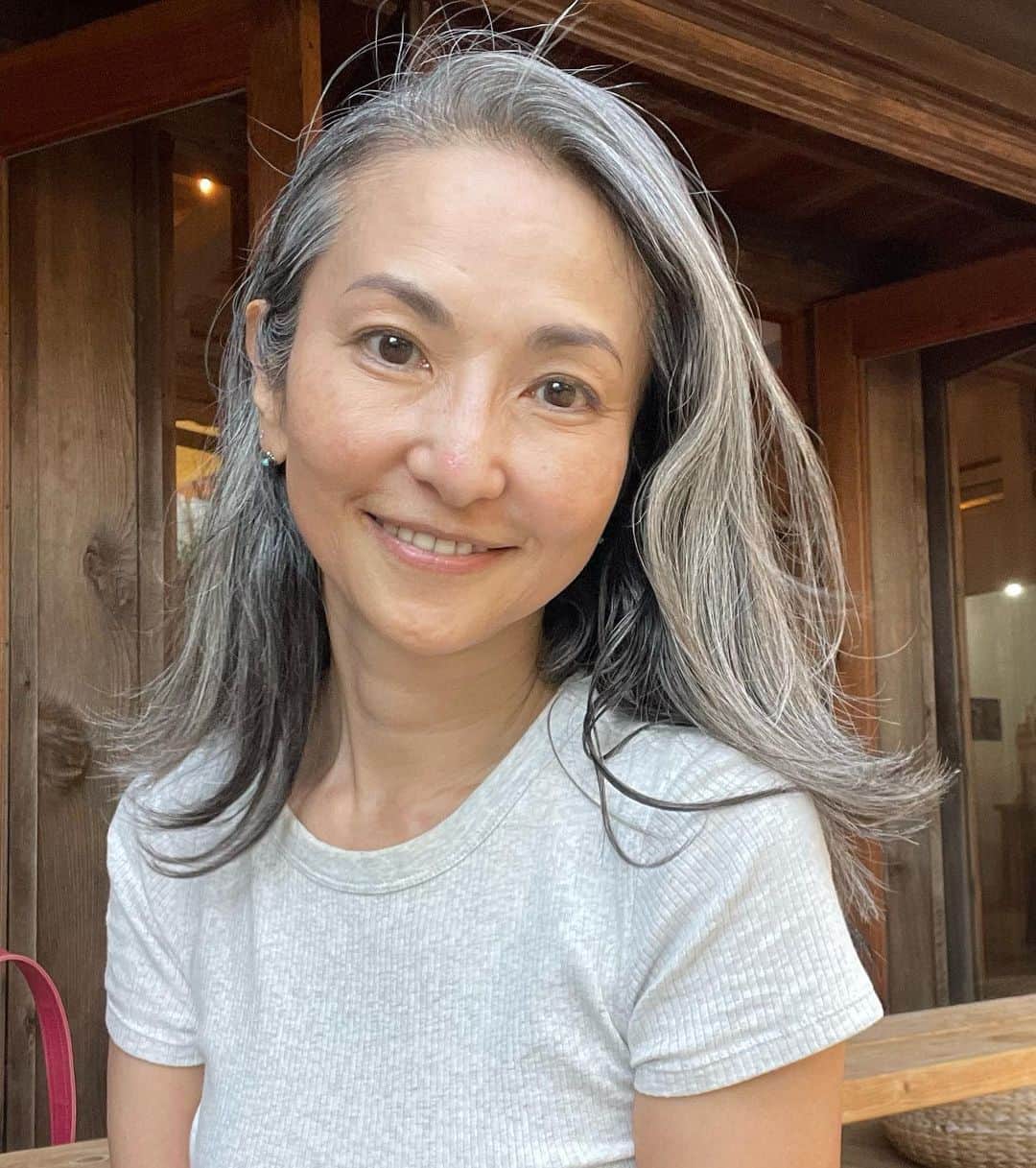 宮原巻由子さんのインスタグラム写真 - (宮原巻由子Instagram)「プロフィール画像を、やっと夏用に変えられた ️ たまに自分の写真も ...