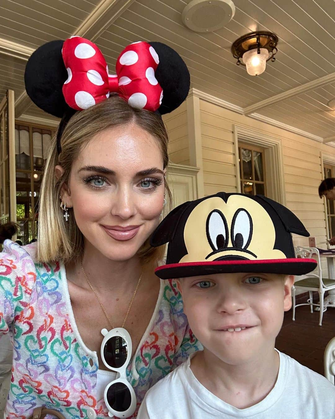 キアラ・フェラーニさんのインスタグラム写真 - (キアラ・フェラーニInstagram)「@disneylandparis day 1 🥹 #TheFerragnez #supplied」6月17日 2時00分 - chiaraferragni