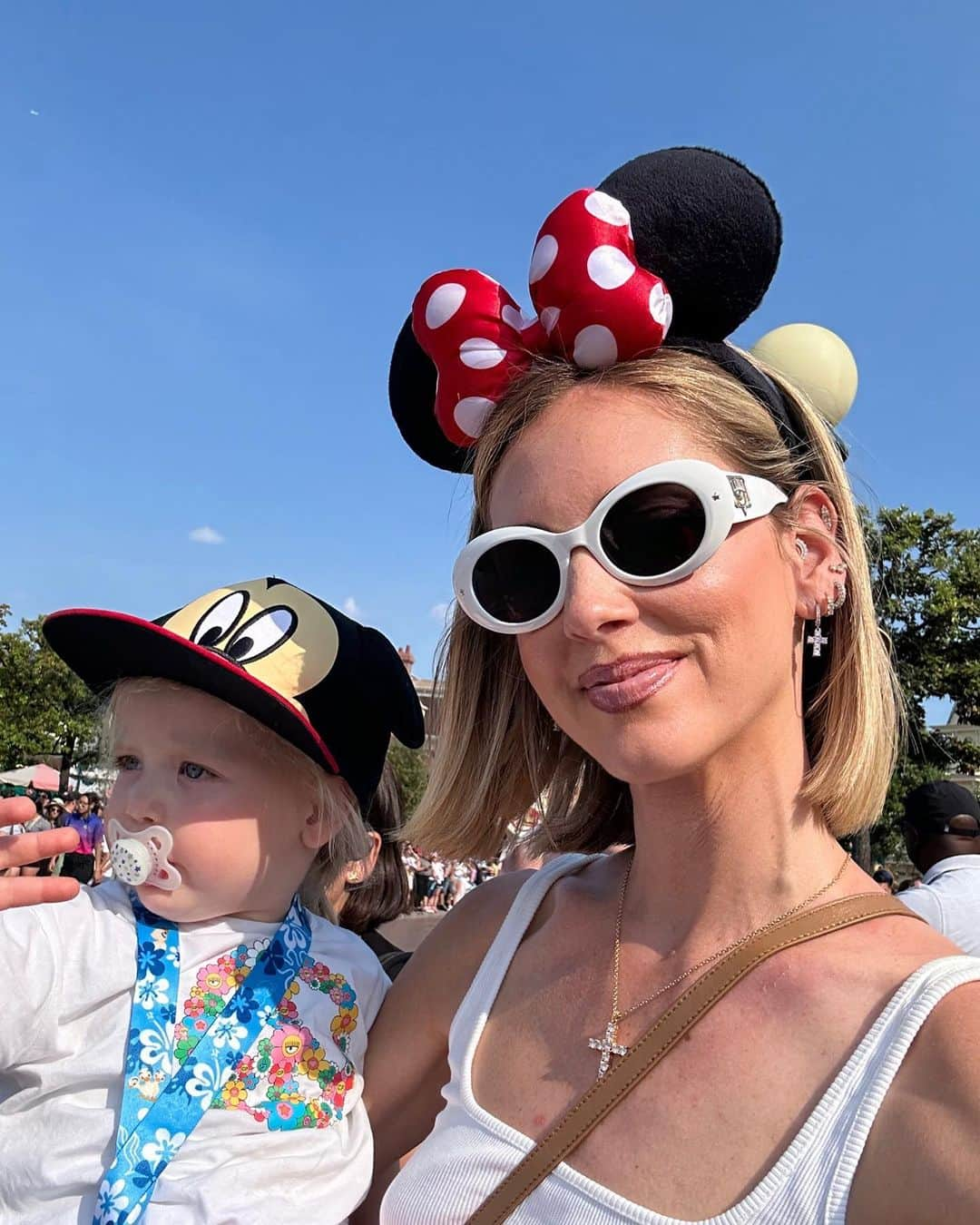 キアラ・フェラーニさんのインスタグラム写真 - (キアラ・フェラーニInstagram)「@disneylandparis day 1 🥹 #TheFerragnez #supplied」6月17日 2時00分 - chiaraferragni