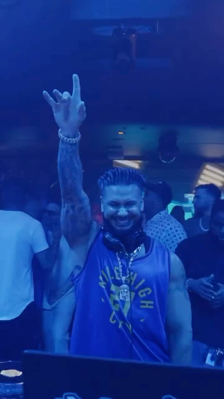Pauly Dのインスタグラム：「About Lastnight……… 🏀 @hakkasannightclub @nuggets Celebrate Their NBA Championship While We Make This 🎥 In Las Vegas!!!! 🔥🔥🔥」