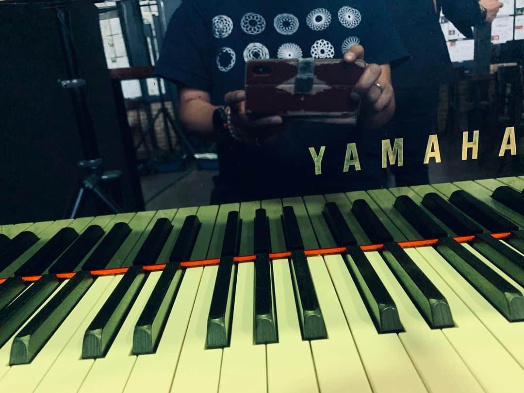 小田和奏さんのインスタグラム写真 - (小田和奏Instagram)「今日はピアノ弾く人。」6月17日 12時55分 - kazusou