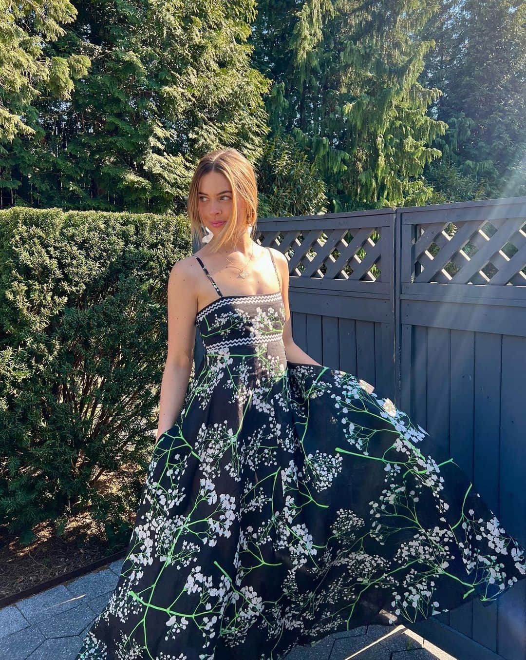 シンシア ローリーのインスタグラム：「Took my (baby’s) breath away」