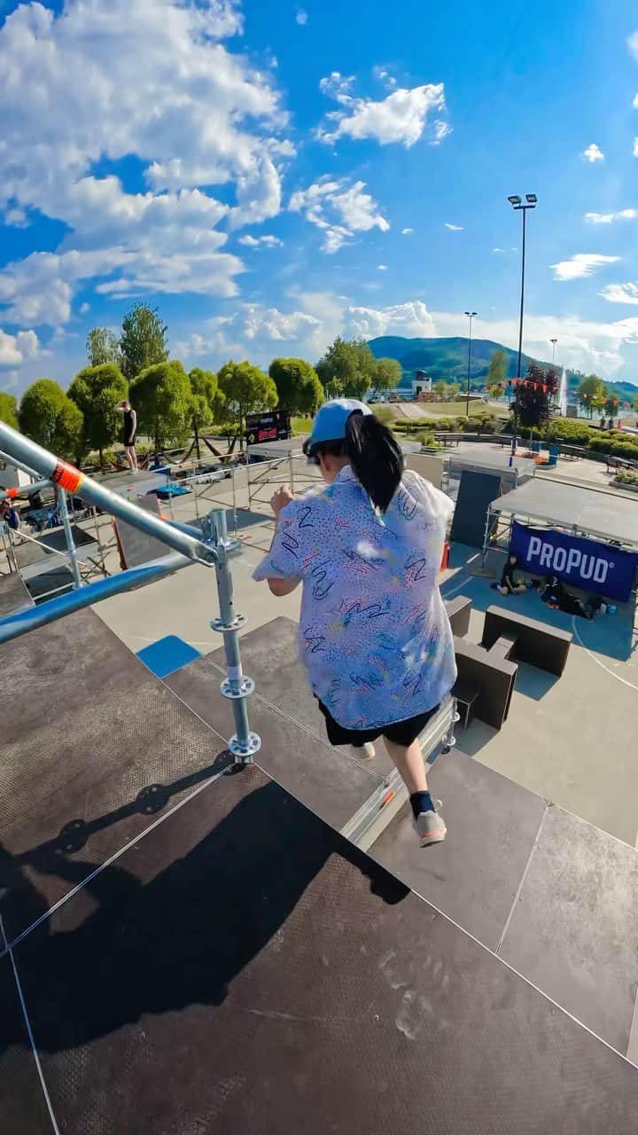 泉ひかり（パルクール）のインスタグラム：「Flow from @oslomovement day 2⁡  ⁡ ⁡📸⁡ @naganegionene⁡ 🧢 @kait_sith_ ⁡👖 @etrefort_clothing ⁡ ⁡⁡⁡ #OMFGSTYLE2023 #omgstyle #oslomovement  #parkour #parkour4life #parkourgirl #girlspower #girlparkour #freerunning #parkourgirls #seeanddo #traceuse #traceur #running #training #jump  #activity #movemet #traceuselife #lache #パルクール #パルクール系女子 #女子トレーサー #フリーランニング #トレーニング #趣味  #フィットネス #跑酷  #海外旅行  #ノルウェー旅行」