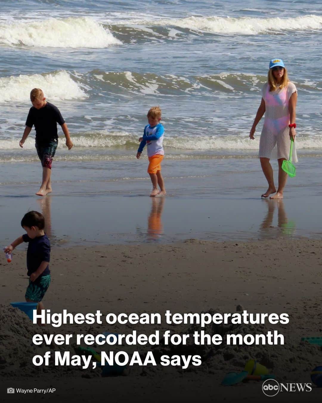 ABC Newsのインスタグラム：「Ocean temperatures reached record-breaking highs for the month of May, the National Oceanic and Atmospheric Administration announced during its monthly climate call.  Some regions are experiencing temperatures up to 7 degrees higher than average for this time of year. MORE AT LINK IN BIO.」