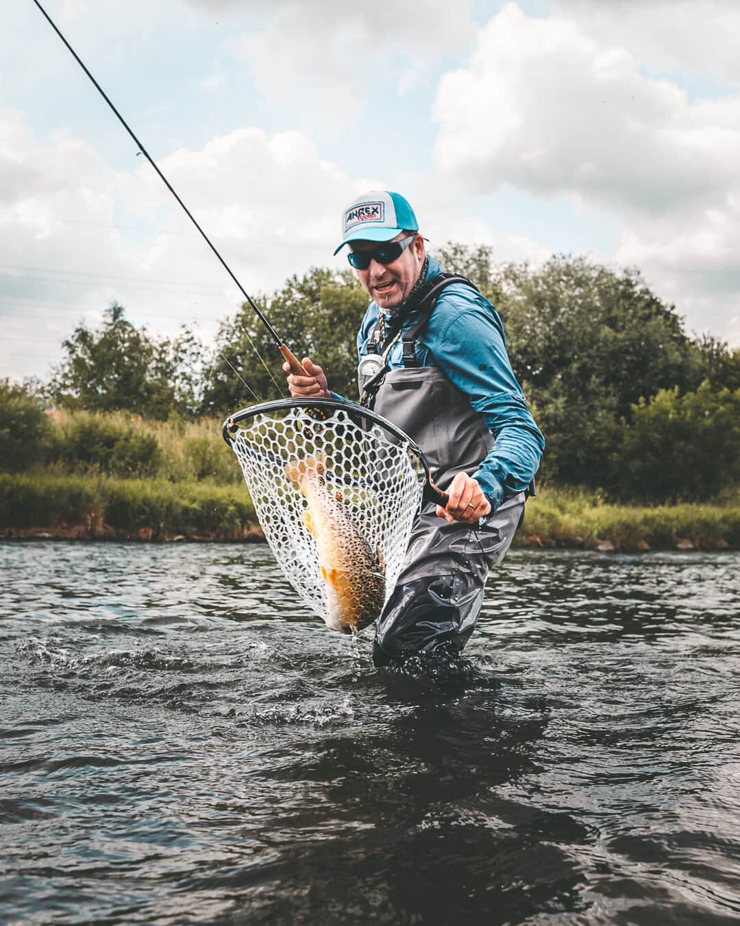 Smithのインスタグラム：「The waiting, the battle, the success. Fly fishing is a journey, bring us along for the ride.」