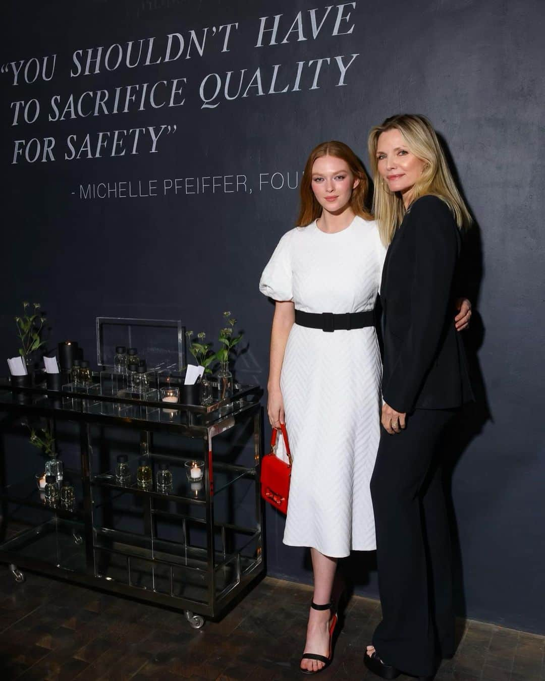 Larsen Thompsonのインスタグラム：「What a joy to be able to meet an inspiration of mine & celebrate the launch of her brand @henryrose with @sephora! Michelle, thank you for being so down to earth and for having me at your special night❤️ Also a big thank you to my @carolinaherrera family for dressing me up👠」