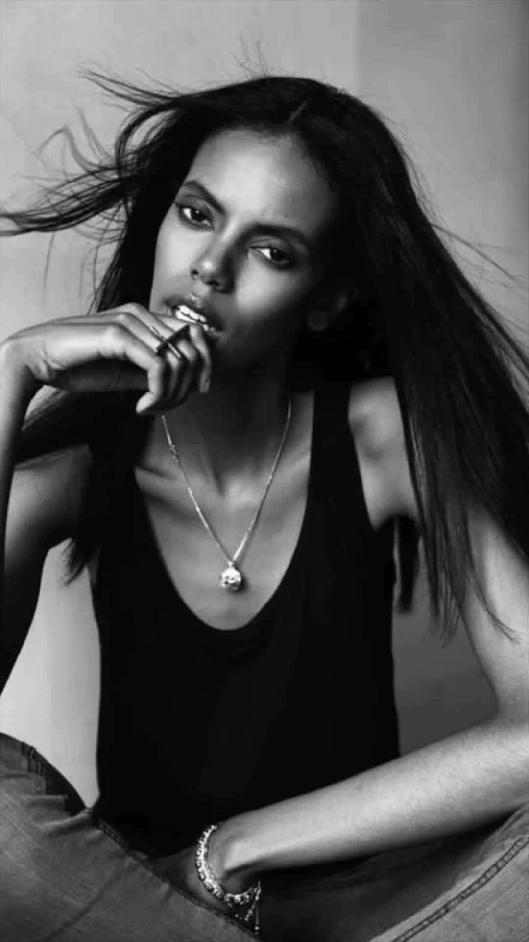 グレースマハリーのインスタグラム：「NOW REPRESENTING @GraceMahary ✨  #FORDmodels #GraceMahary #NowRepresenting」