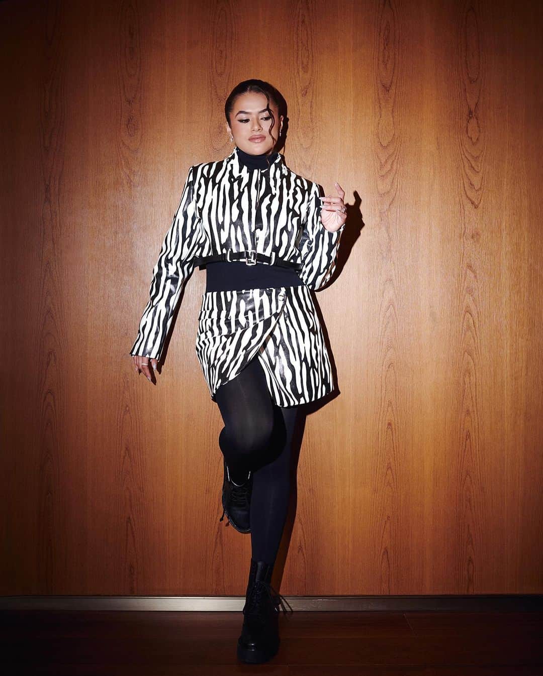 Maisa Silvaさんのインスタグラム写真 - (Maisa SilvaInstagram)「Day 2! Rehearsal, but make it fashion 💅🏻 #TUDUM」6月17日 7時21分 - maisa