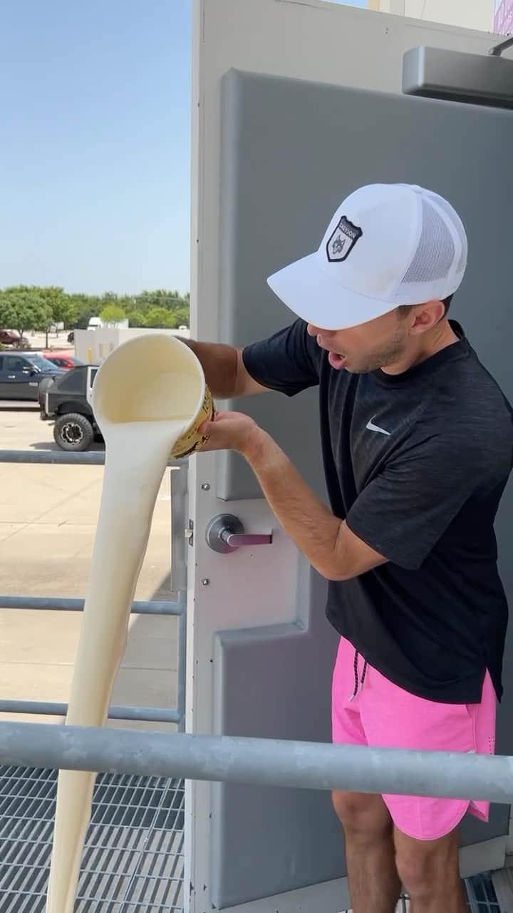 Dude Perfectのインスタグラム：「It’s getting TOASTY out here 🥵」