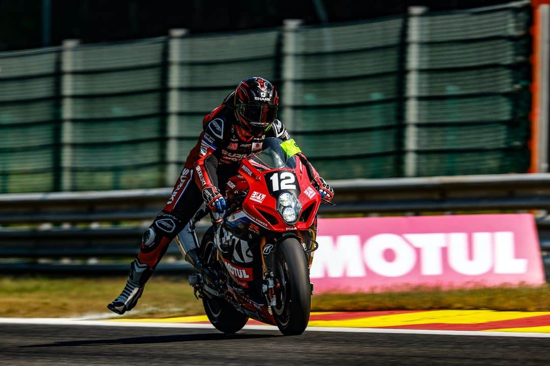 MOTUL Japanさんのインスタグラム写真 - (MOTUL JapanInstagram)「【EWC SPA 24時間レース】 . 現在ベルギーのスパ・フランコルシャンでEWC Rd.2 24H SPA EWC MOTOSが開催中!!! . 写真はMotulがサポートするYOSHIMURA SERT MOTULの GSX-R1000R!!! . 決勝のスタートは日本時間 6/17 21:00。 お見逃しなく!! . @yoshimura_sert_motul_official  @yoshimura_japan_official  @sylvainguintoli  @greggblack16  @etiennemasson155 @24hspamotos  @fim_ewc_official  @motul  #Motul  #MOTULJapan  #PoweredByMotul  #YOSHIMURASERTMOTUL  #YOSHIMURAJAPAN  #YOSHIMURA  #ヨシムラ　 #24hspamotos  #fimewc」6月17日 8時30分 - motuljapan