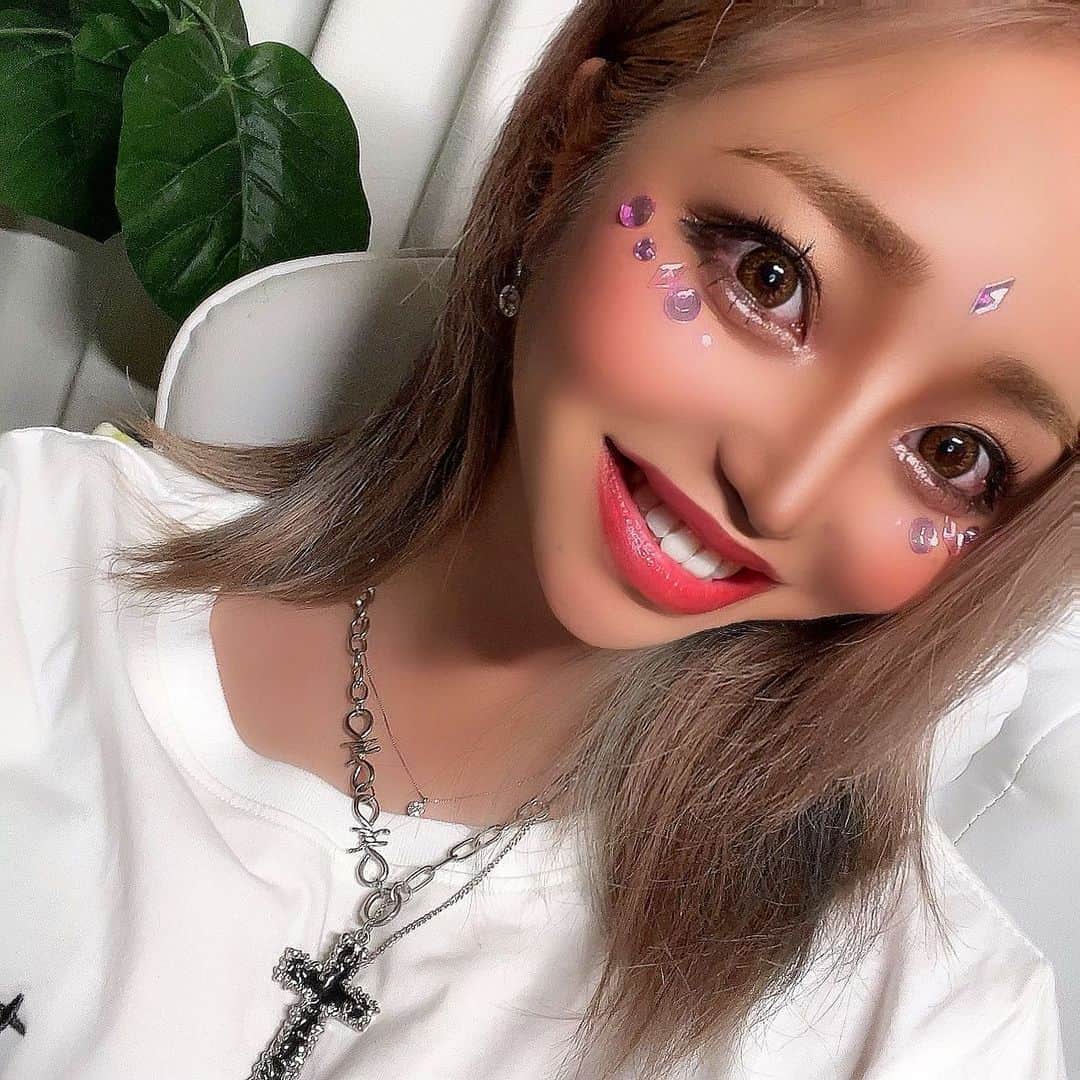 MII MAMAのインスタグラム：「. . . 🩵💜🩵💜🩵 ------------------------------------------ 🔎White Style mi mama 良かったらチャンネル登録お願いします🙇🏽‍♀️ #YouTube#ユーチューバー#主婦ユーチューバー#MIIMAMA#チャンネル登録お願いします#2児ママ#年子ママ#ギャルママ#ぎゃるまま#アラサーママ#アラサー#30代#30代ママ#ホワイトインテリア#モノトーンインテリア#シンプルな暮らし#収納#ホワイト収納#イチナナ#イチナナライバー#専属ライバー#主婦ライバー#17LIVE#主婦YouTuber#ママYouTuber#ママライバー#幼稚園ママ#小学生ママ」