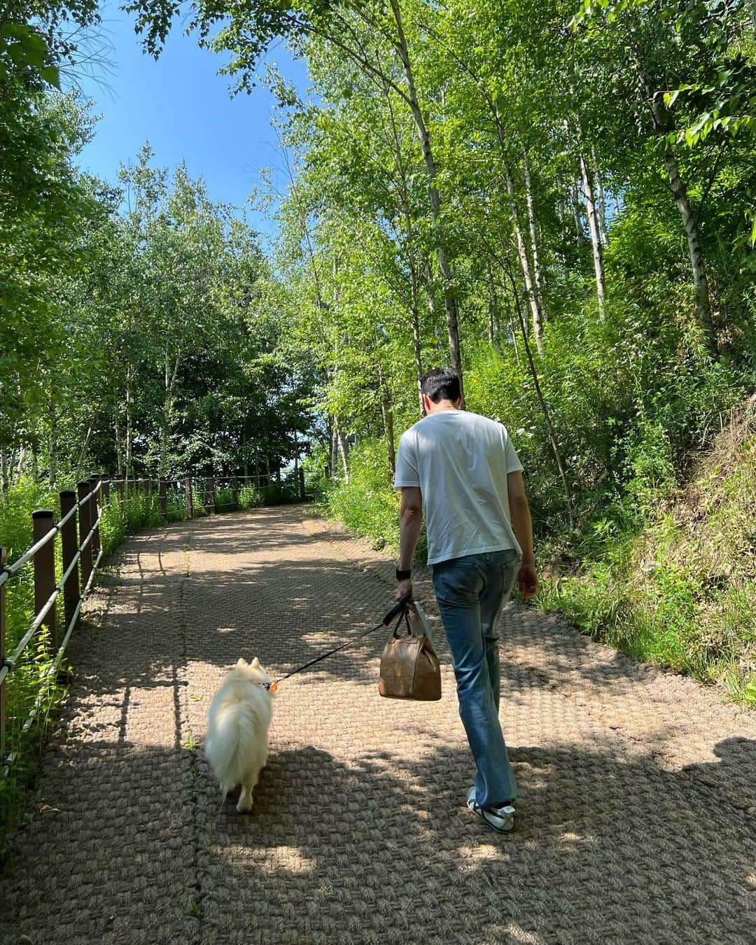 ト・サンウさんのインスタグラム写真 - (ト・サンウInstagram)「아빠는 다 괜찮다..☀️🏃🏻‍♂️ 우리 포미  생일축하해 💚」6月17日 10時41分 - sang_____w