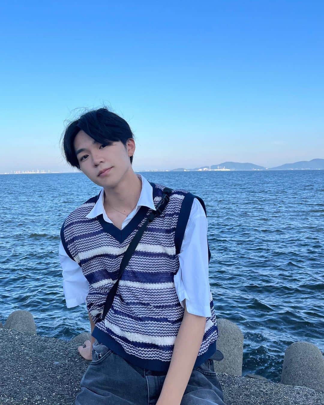 のインスタグラム：「久しぶりに海行った〜🏝️」